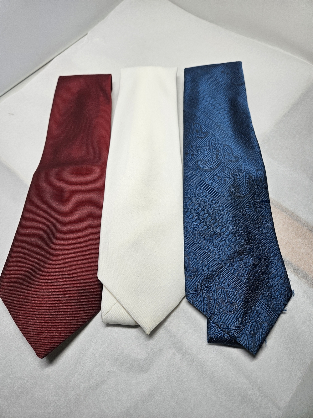 Bundle Lot Of 9  Vintage Mens Ties Neckties - Picture 3 of 4